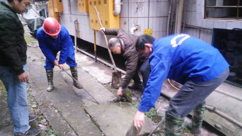 东凤镇清掏化粪池、管道疏通一站式服务<高效><技术><可靠>